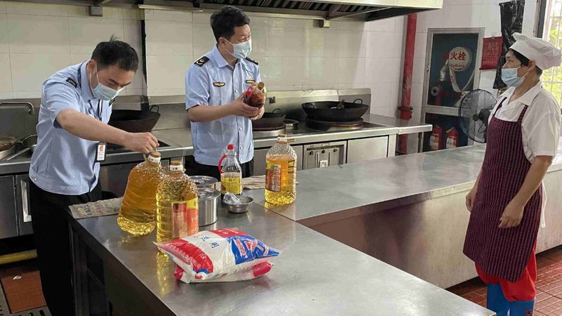 揭秘正宗牛油火锅底料：如何甄别优质生产厂家